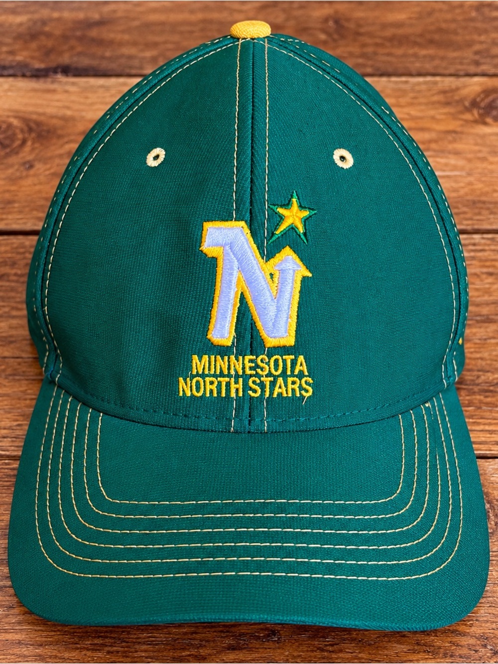 Vintage Minnesota North Stars ’47 NHL Hockey Fitted Cap Green Gold